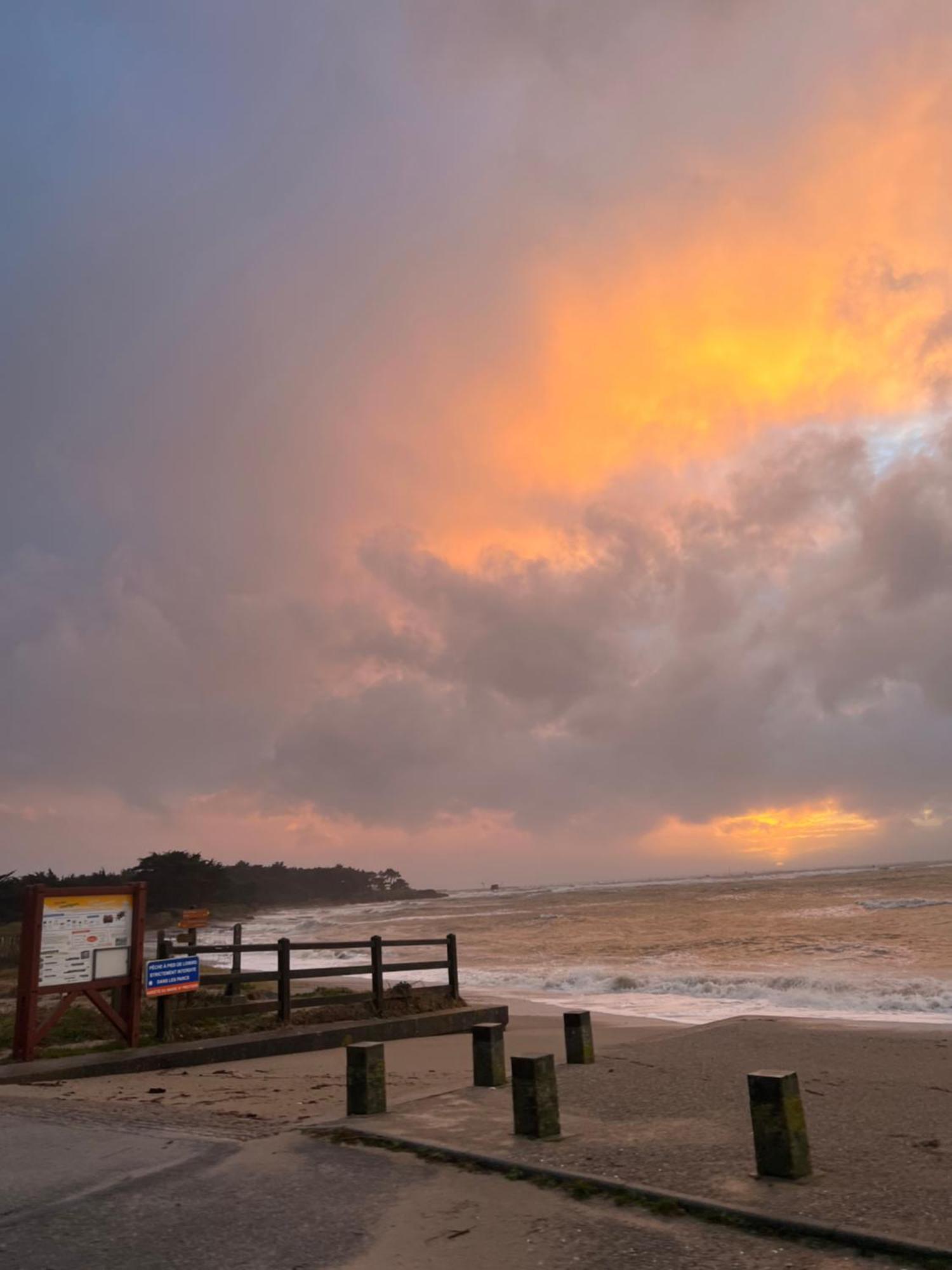 le Rocher La Plaine-sur-Mer Extérieur photo